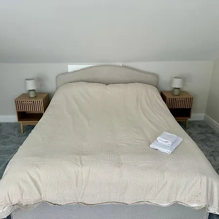Coastal Skylight בית הארחה *